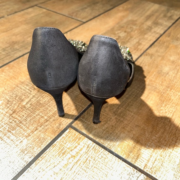 Tory Burch Black Crystal Bow Pointed-Toe Women's Heels Sz 7 1/2 - Picture 7 of 16